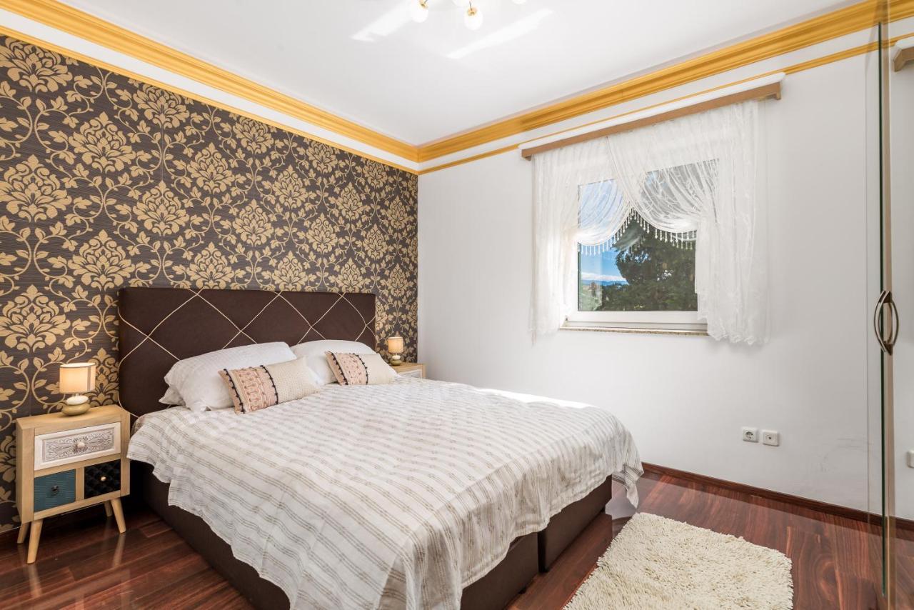 Apartment All For You - With A Swimming Pool Opatija Luaran gambar