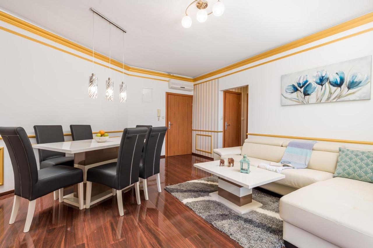 Apartment All For You - With A Swimming Pool Opatija Luaran gambar